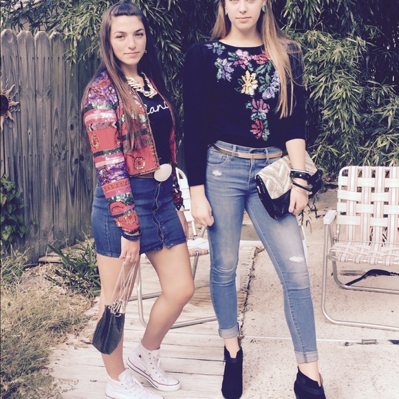 Vintage Link Necklace - Picture 6 of 8